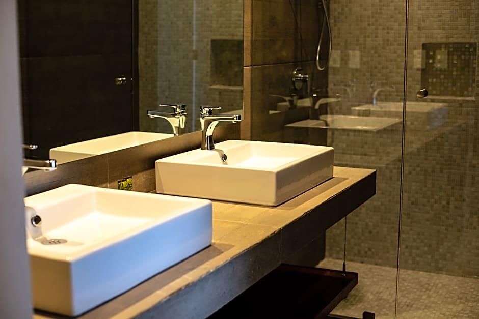 Zendero Hotel 4*