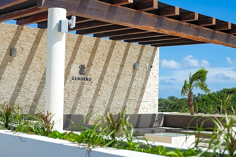 Zendero 4*