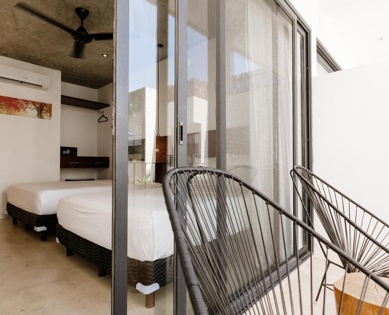Hotel Zendero