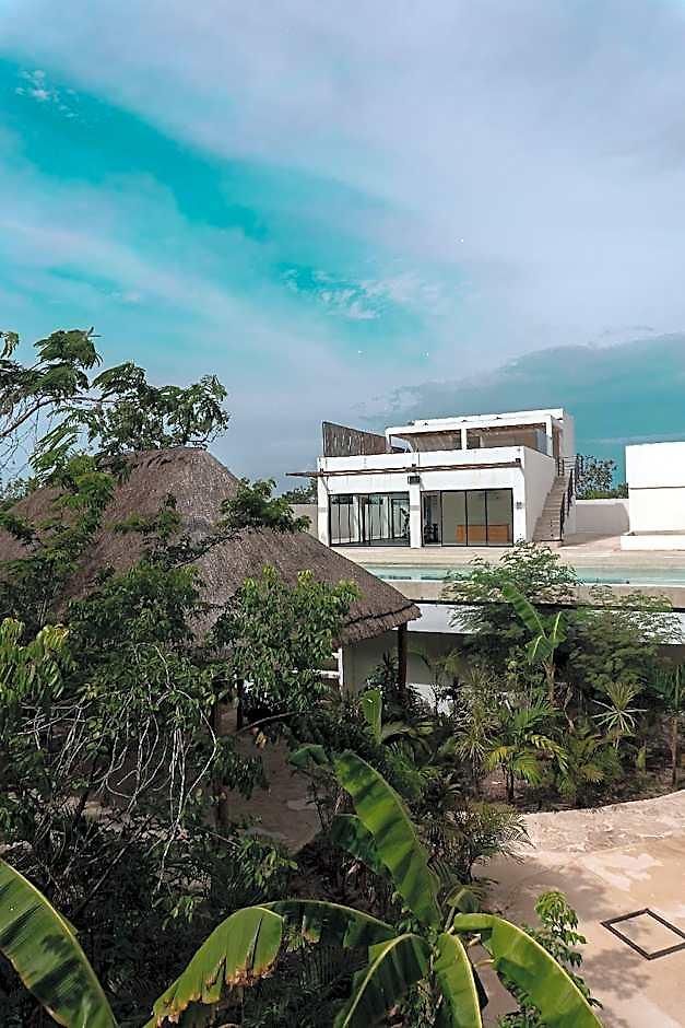 Hotel The Waves 4*