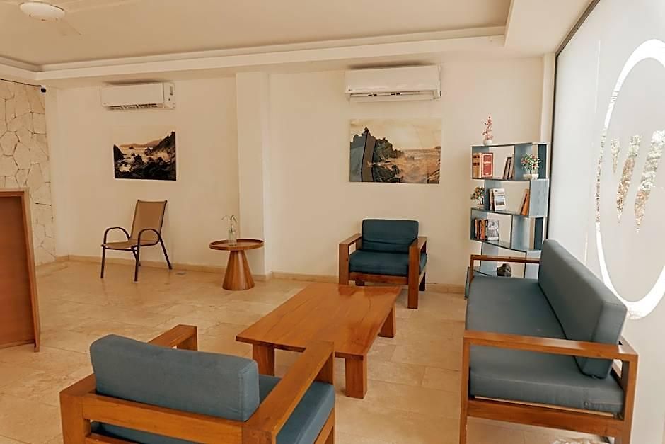 The Waves Hotel 4*