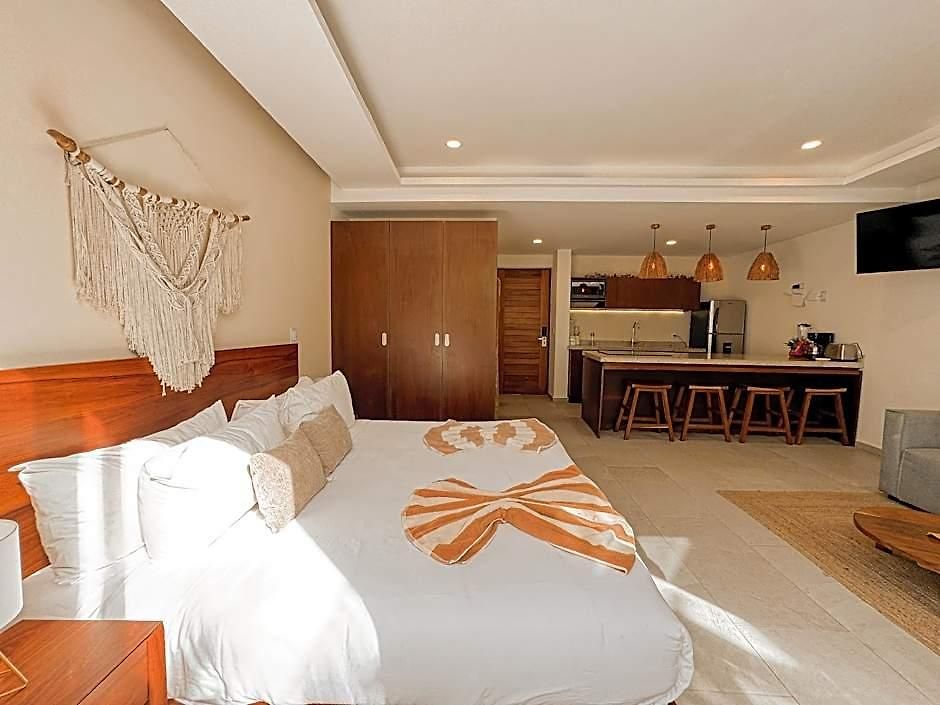 The Waves 4*
