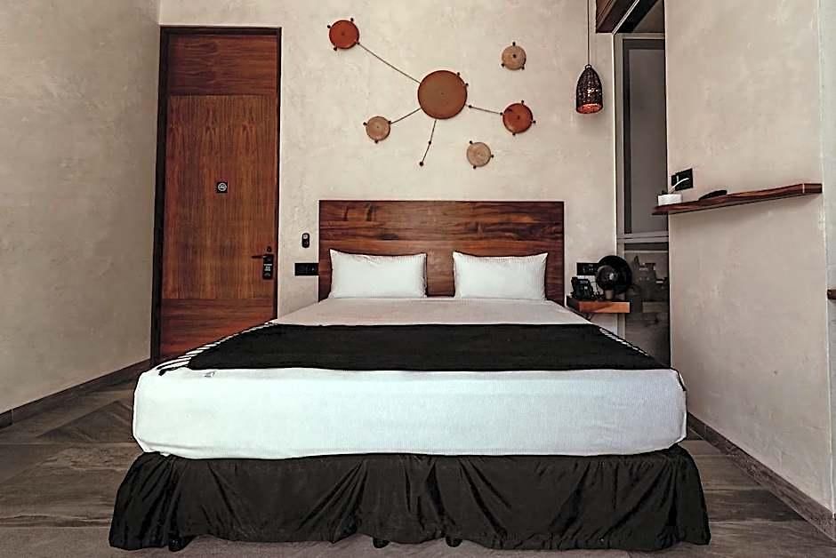 Prana Boutique 4*