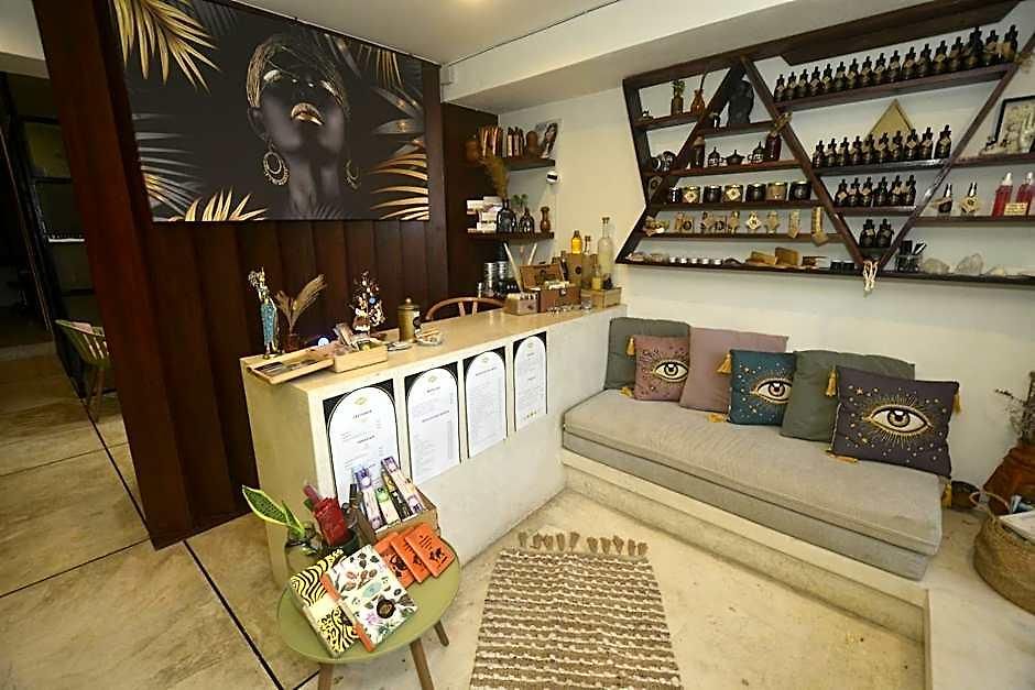 Ama Y Prana Hotel