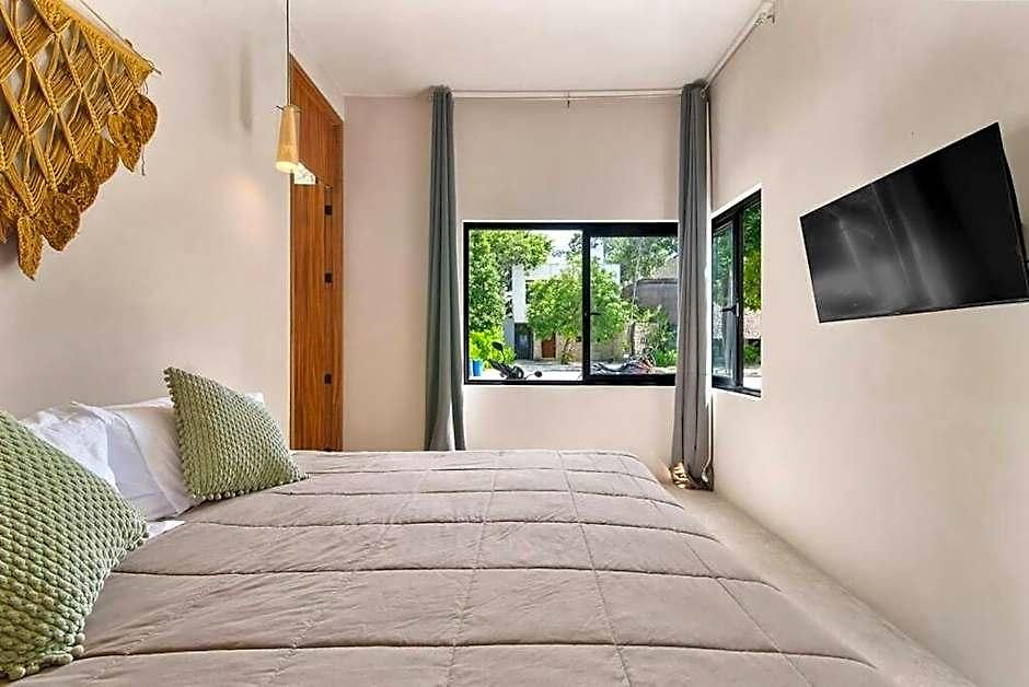 M11 Casa Leto - Luxury In Gated Community Inn *