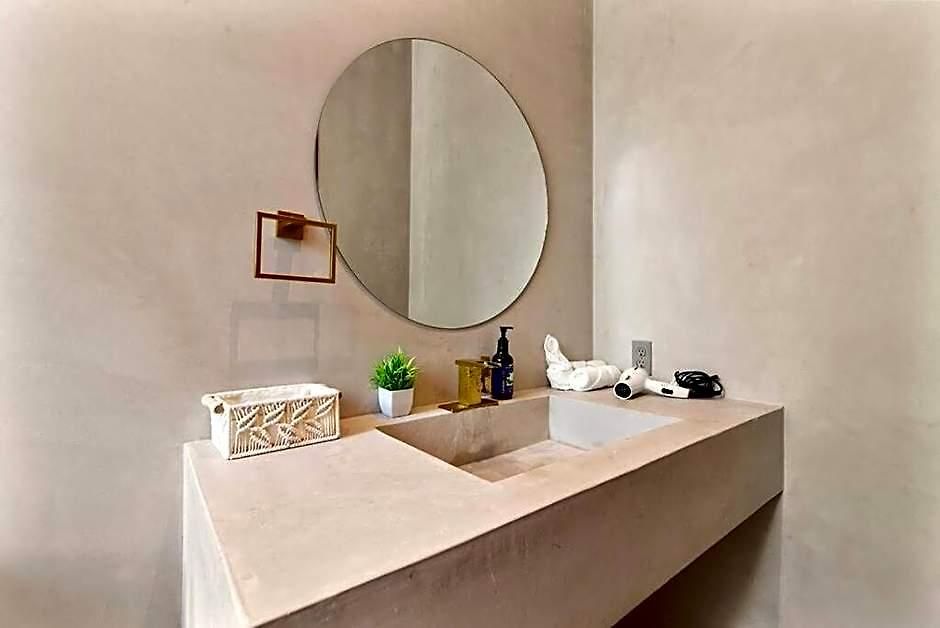 M11 Casa Leto - Luxury In Gated Community Inn *