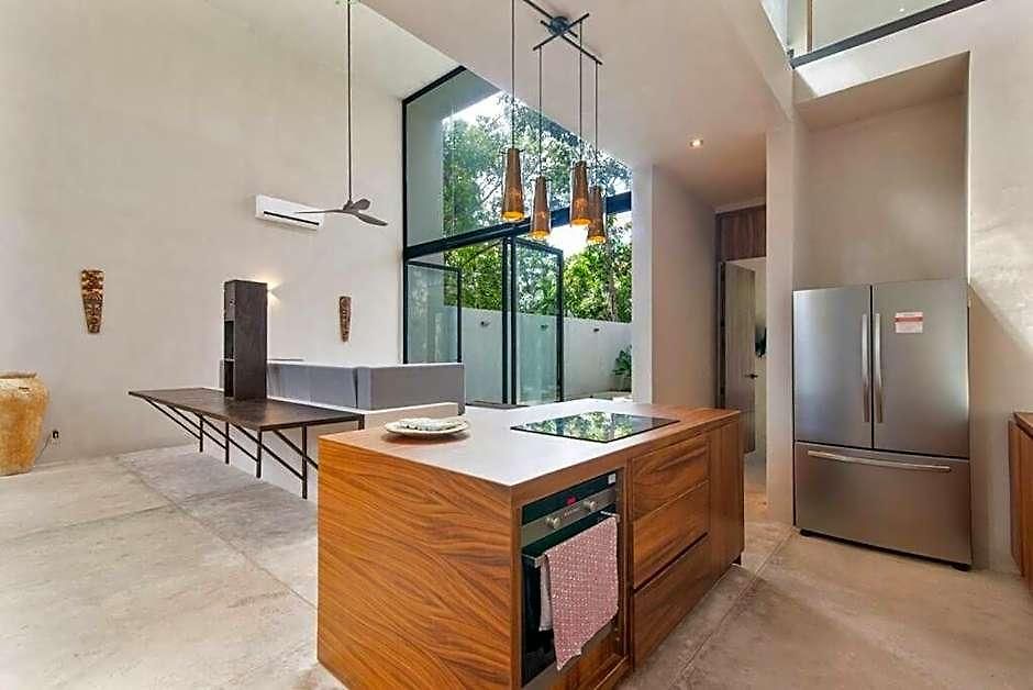 M11 Casa Leto - Luxury In Gated Community Inn *