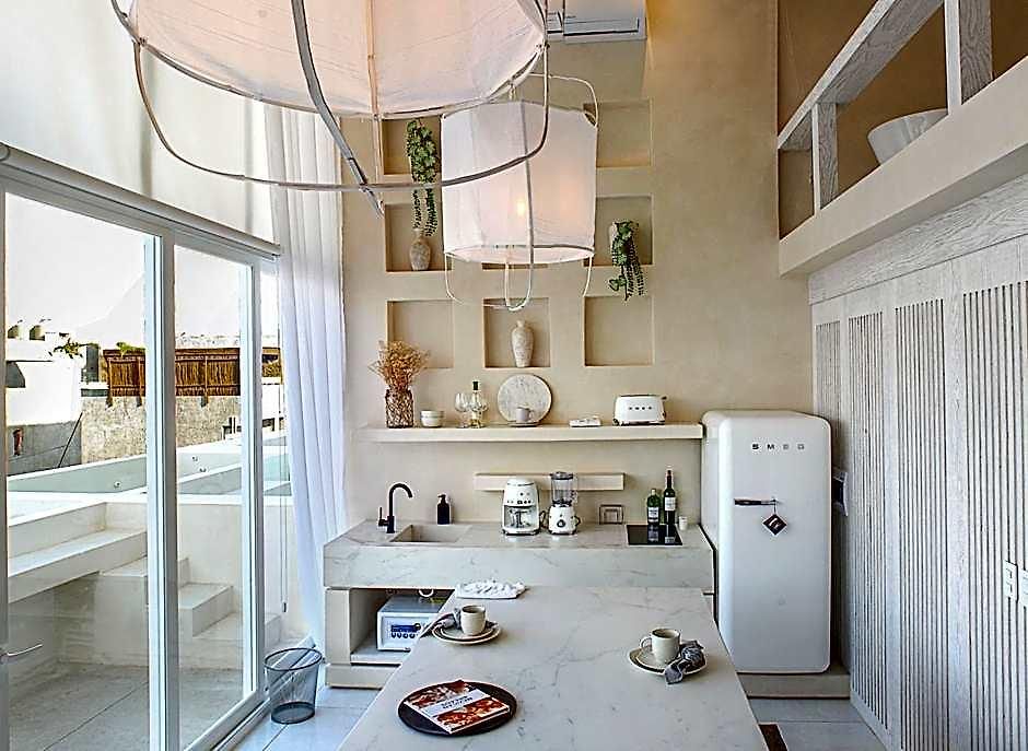 Jungle Luxe