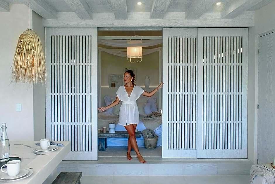 Jungle Luxe Hotel