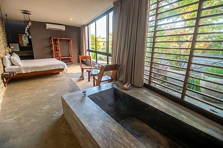 Bau Hotel 4*
