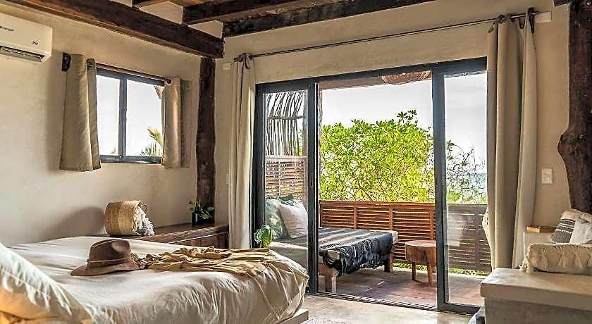 Amansala And Hotel 4*