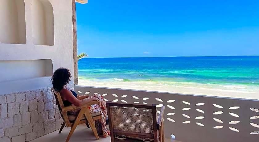 Amansala And Hotel 4*