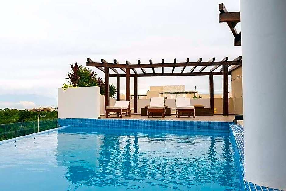 Spacious Penthouse With Pool 4* Tulum