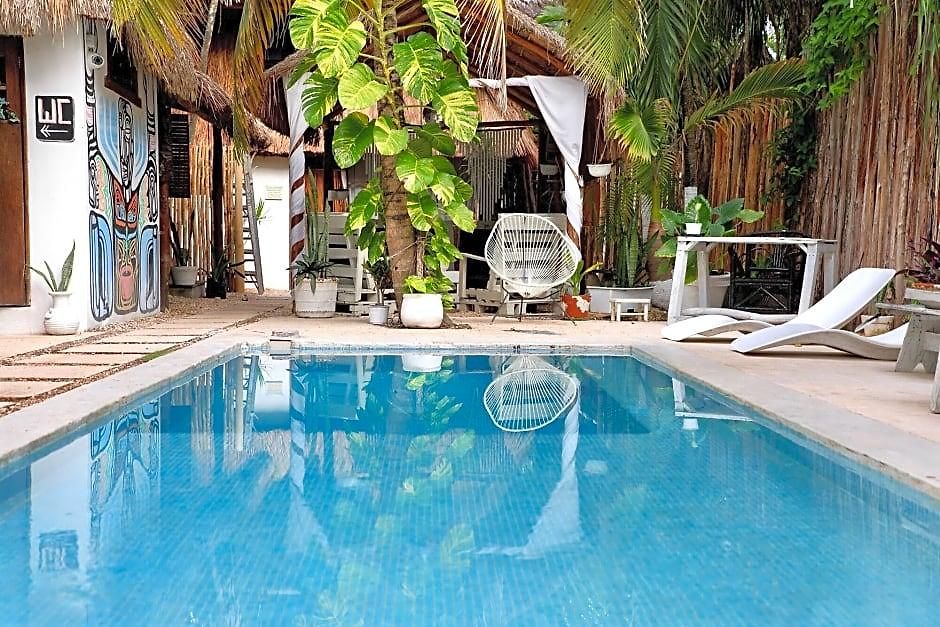 Residencia Gorila 2* Tulum