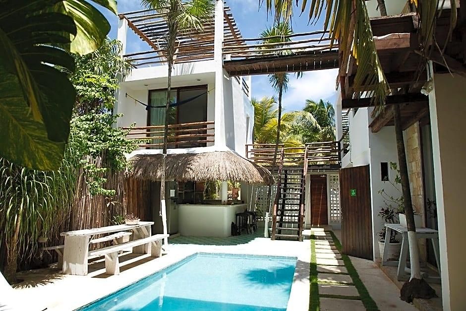 Hotel Residencia Gorila 2*