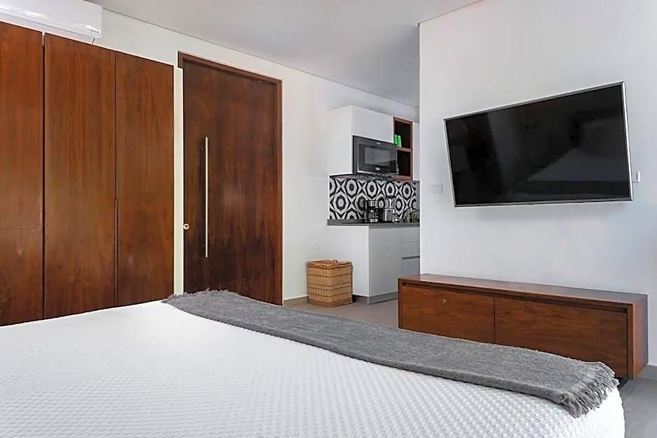 Panoramic 1-br Studio,garden, 360º Pool & Gym *