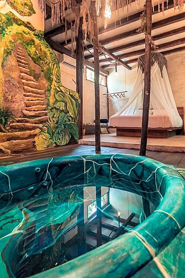 Hotel Hidden Treehouse Eco-hotel