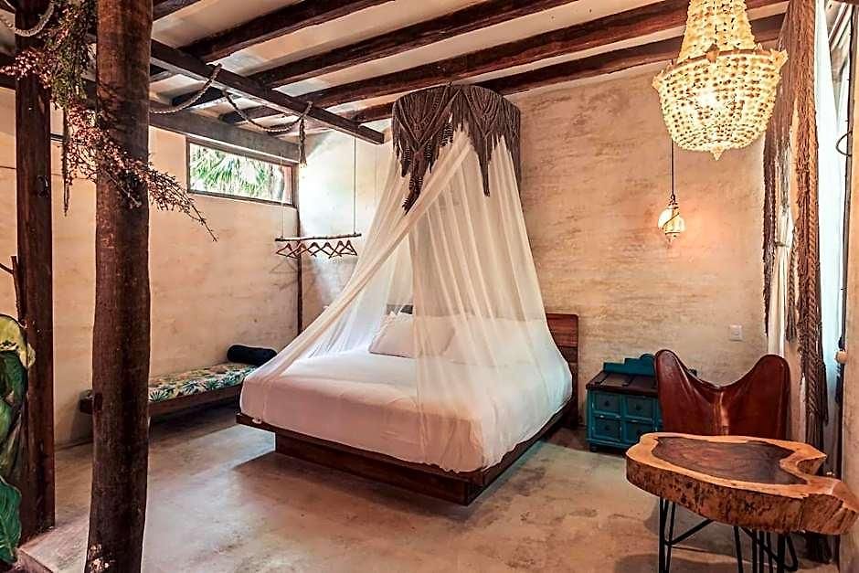 Hidden Treehouse Eco-hotel Hotel 4*