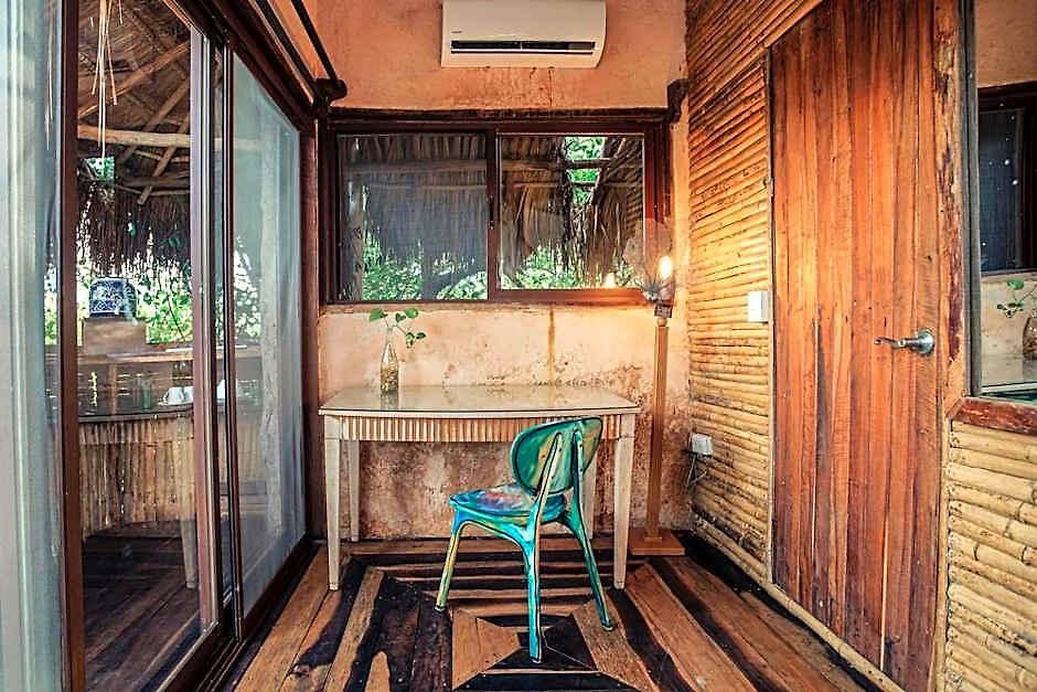 Hidden Treehouse Eco-hotel