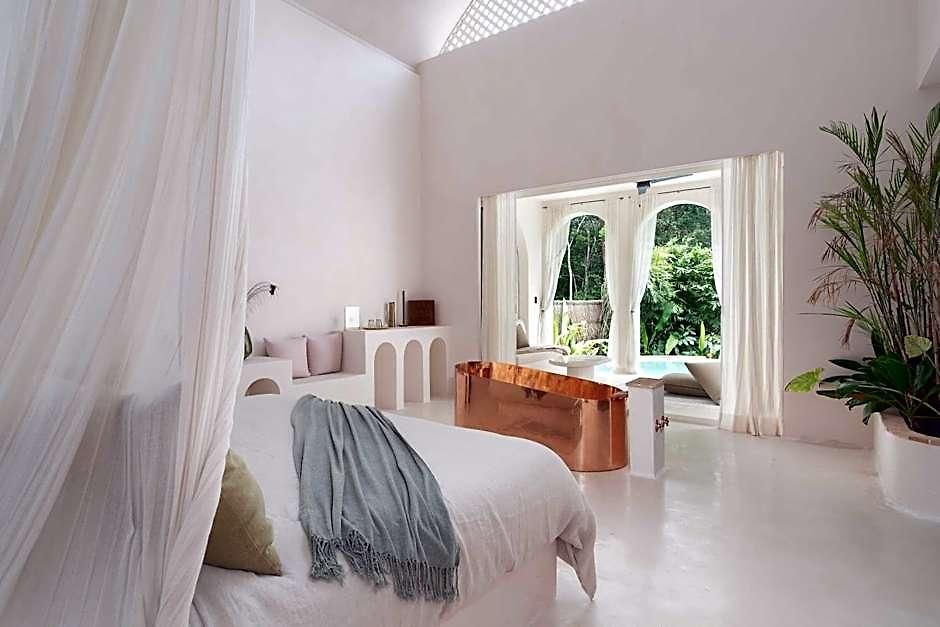 Anat Tantric Boutique 5*