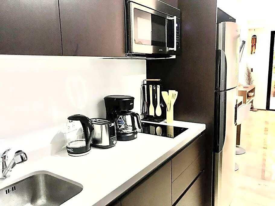 012 Modern Luxurious Wifi 100 Mb Apartment