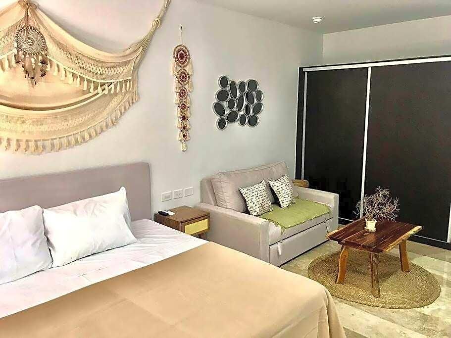 012 Modern Luxurious Wifi 100 Mb Apartment *