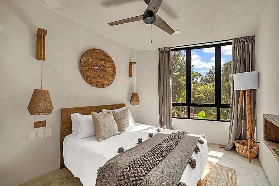 2 Tropical Bohemian Villas-2 Priv Pool-bbq 3a-3b *