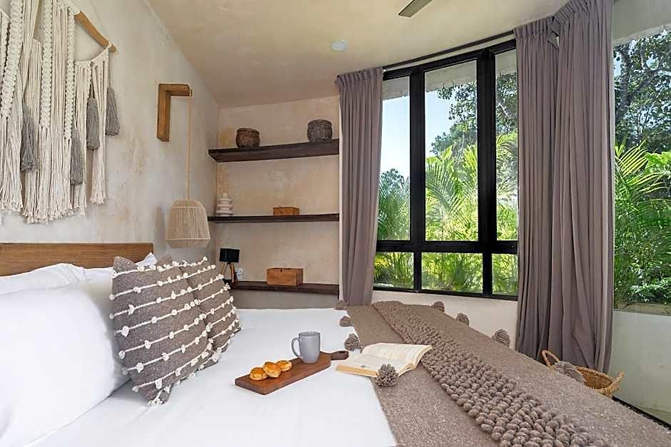 2 Tropical Bohemian Villas-2 Priv Pool-bbq 3a-3b *