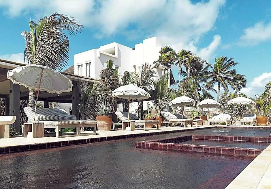 Panamera Hotel 4*