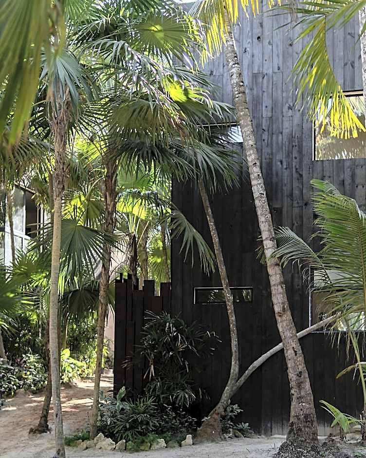 Umi Hotel