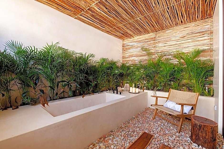 Encanto Luxe Jungle 10min Beachhot Tubking Apartment Tulum