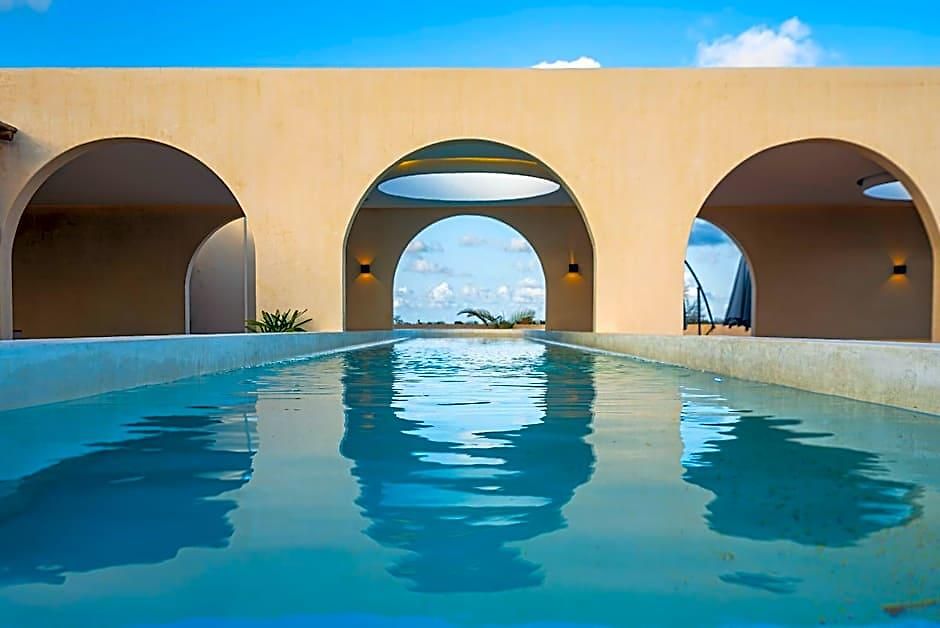 Tierra - Pool & Roof Panoramic