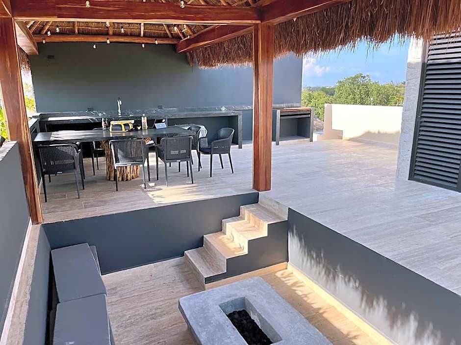 Apartment W/plunge Pool & Kitchen