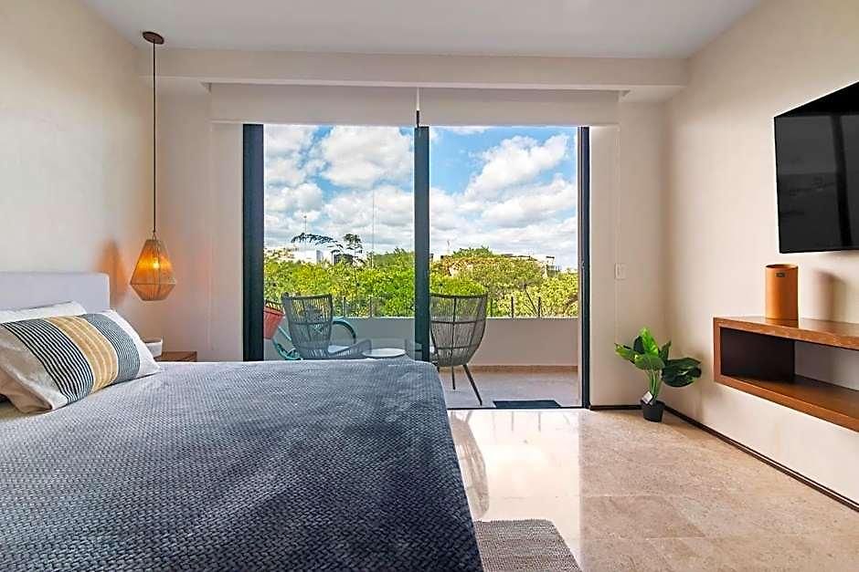 Serenity In The Sky - With Rooftop And Plunge Pool Apartment