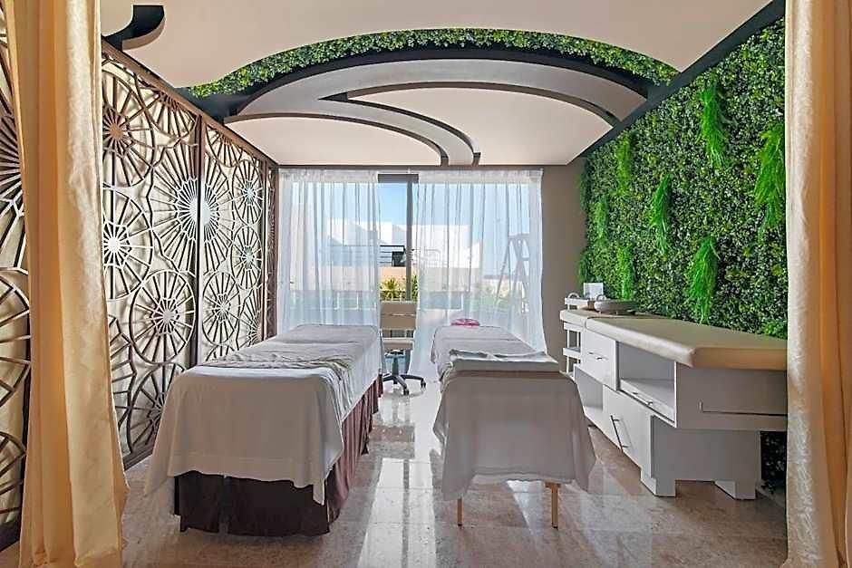 Apartment Serenity In The Sky - With Rooftop And Plunge Pool *