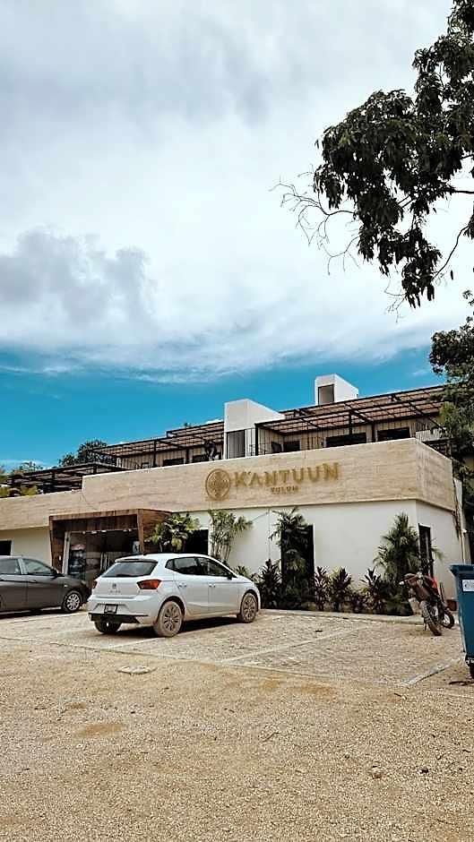 En Tulum, La Veleta. Aparthotel
