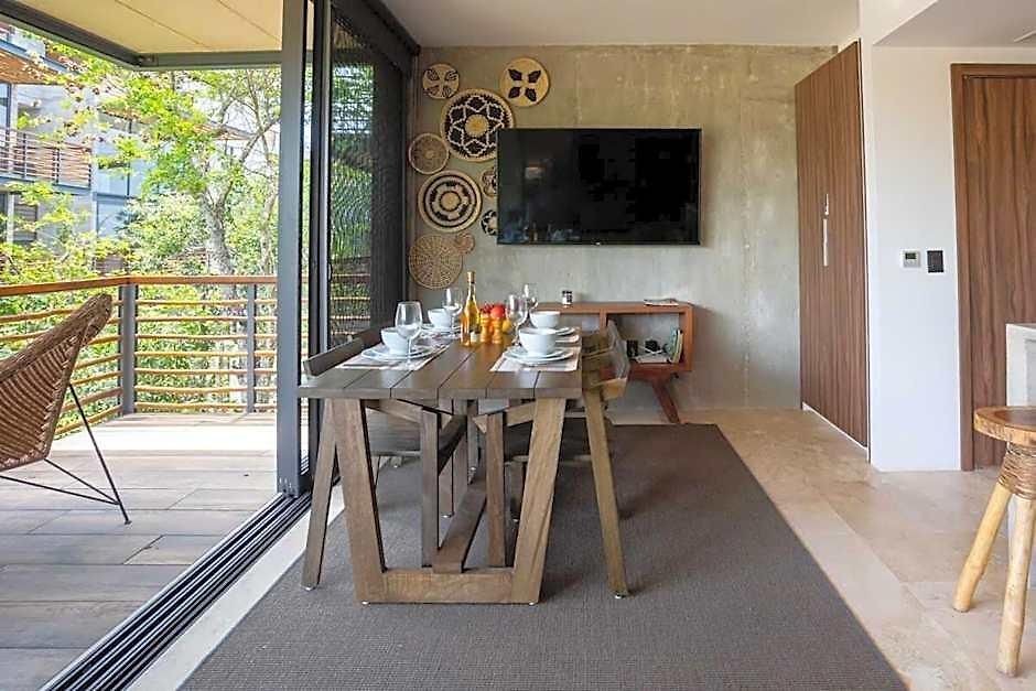Ideal Location With Cenote Pools Gym Restaurant Holiday home Tulum