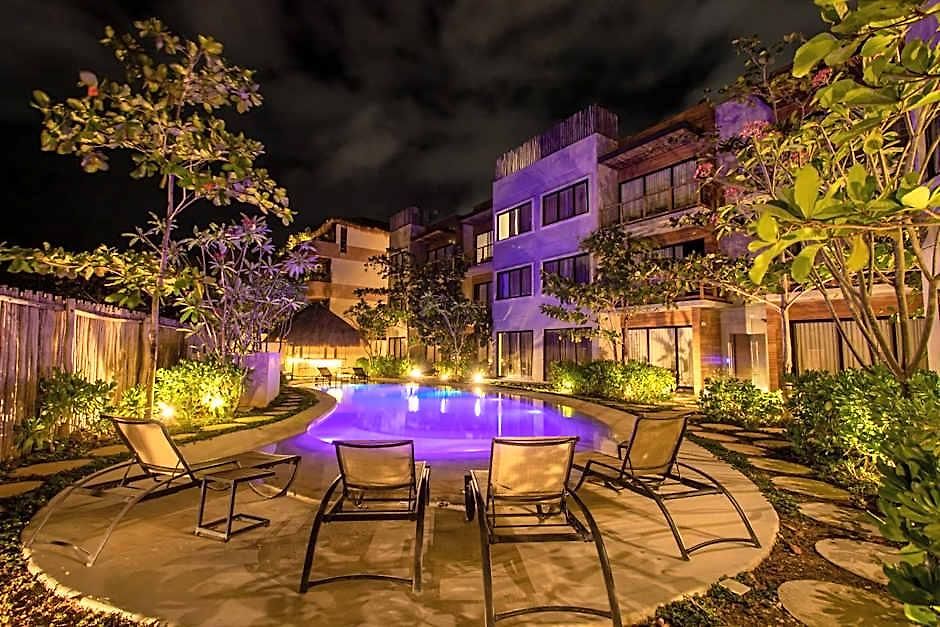 Macondo Aparthotel