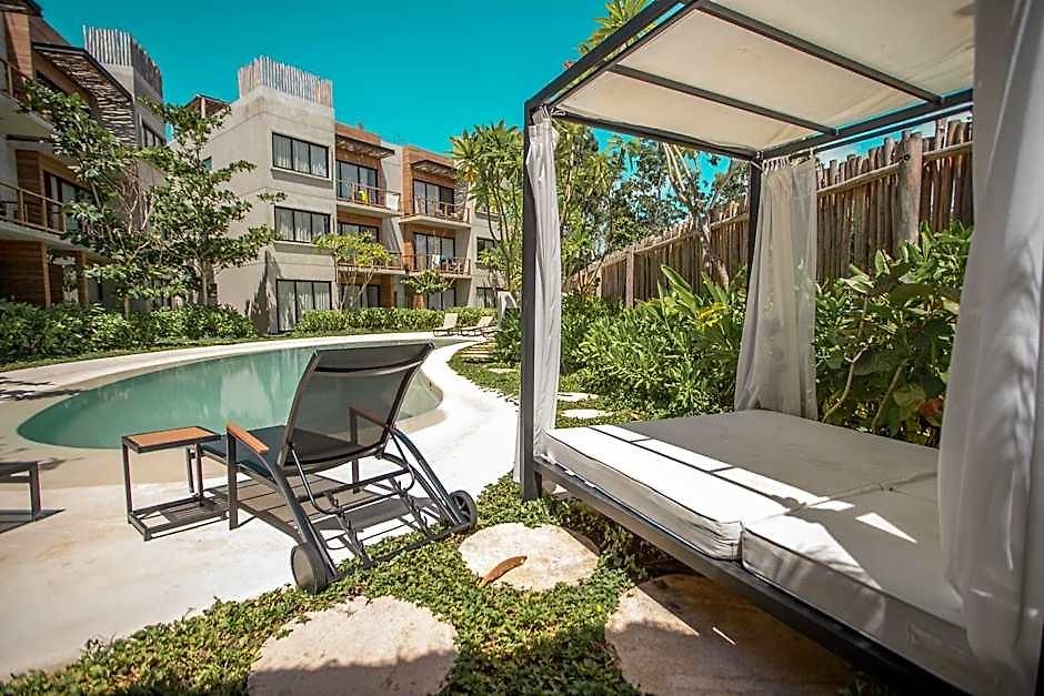 Macondo Aparthotel
