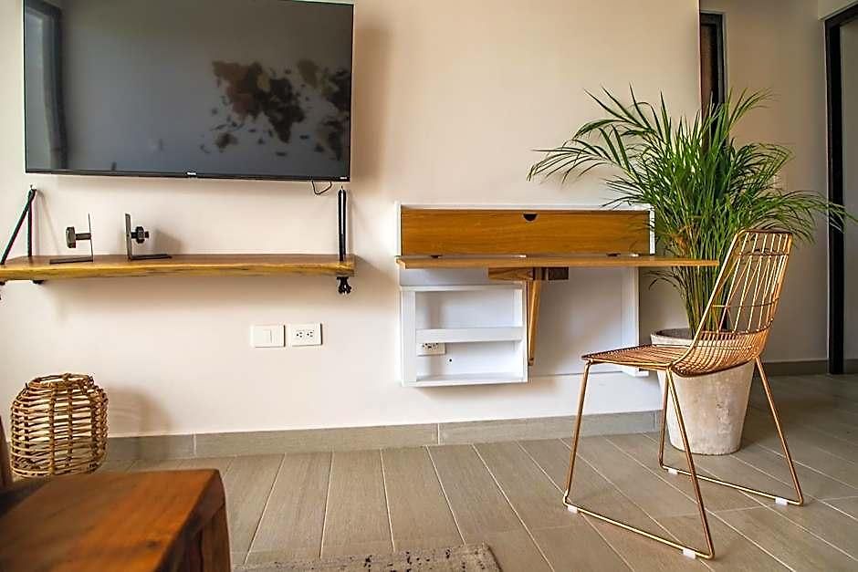 Aparthotel Macondo 4*