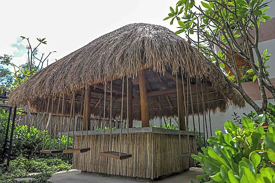 Macondo 4*