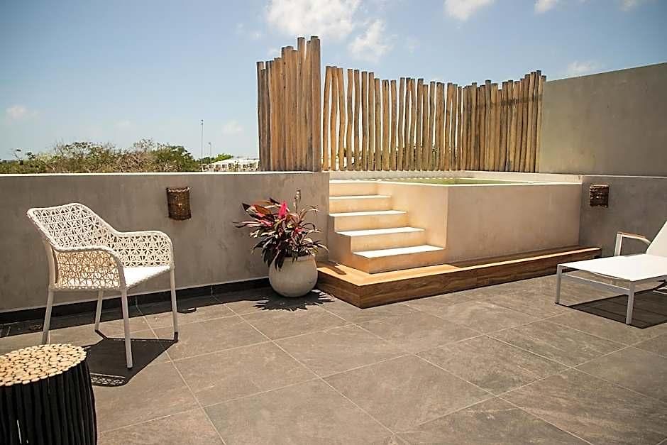Aparthotel Macondo 4*