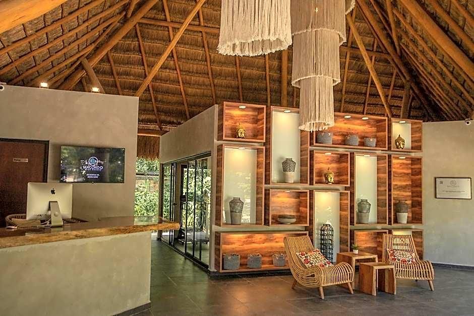 Aparthotel Macondo 4*