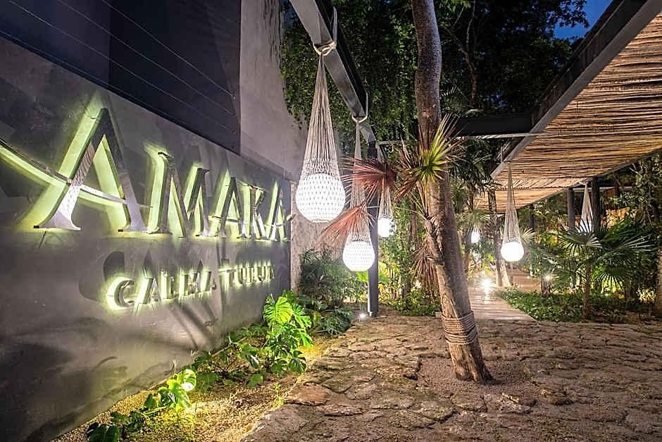Hotel Amaka Calma By Cercana 4*