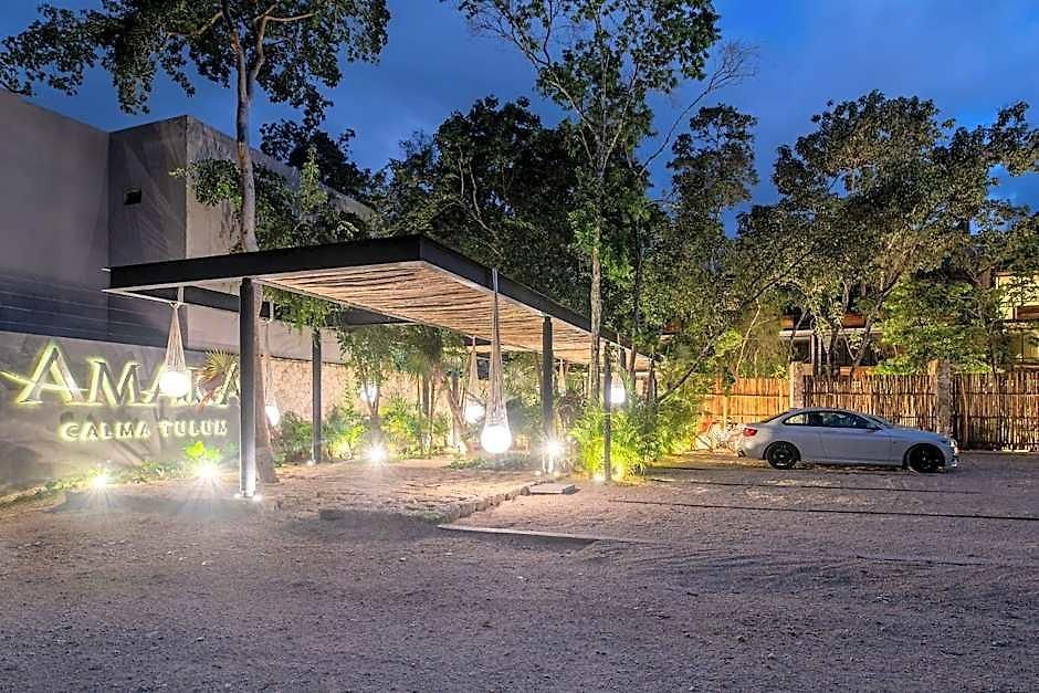 Amaka Calma By Cercana Hotel 4*