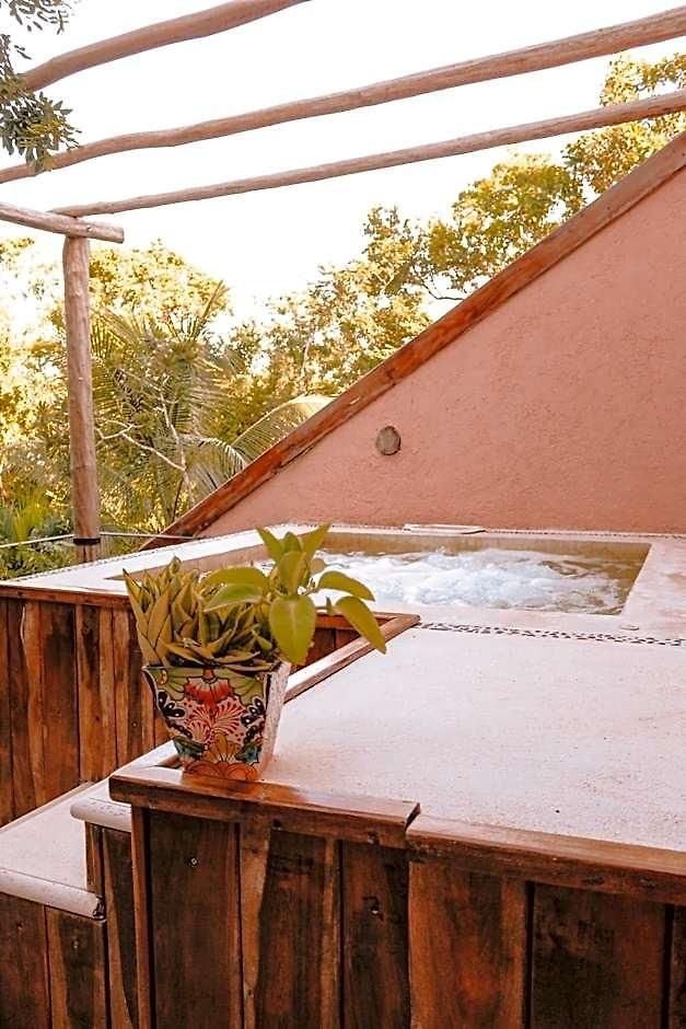 Trece Lunas - Enchanted Tulum