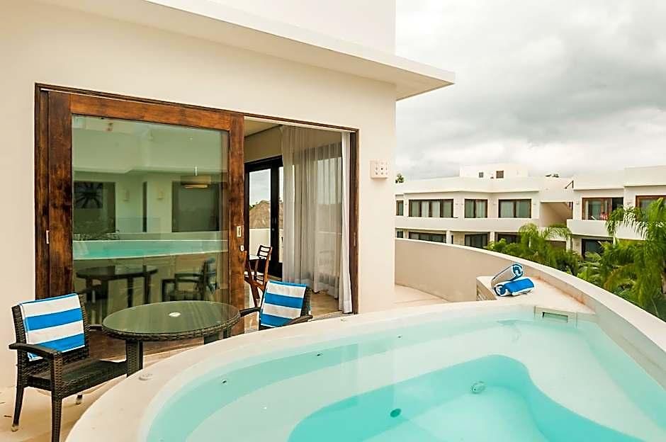 Mak Nuk Village - Clothing Optional Apartahotel 3*