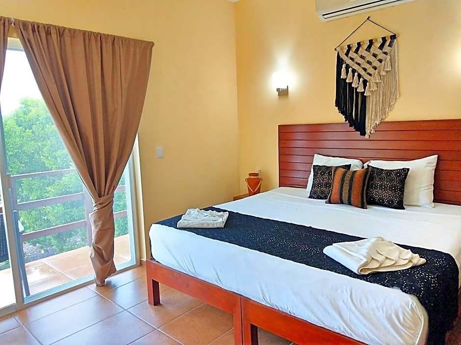 Nah Aparthotel 4*