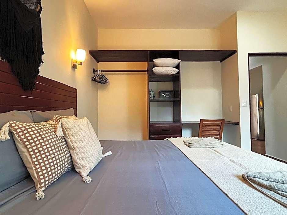 Nah Aparthotel 4*
