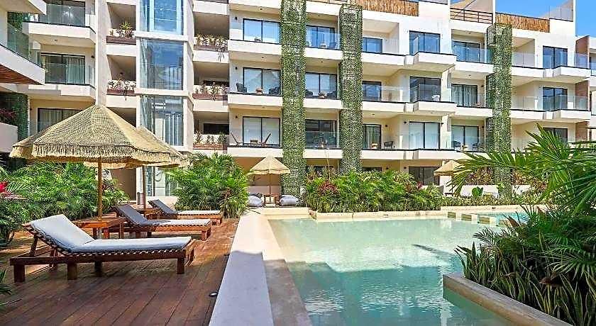 Hotel Bakal By Lockey 3*
